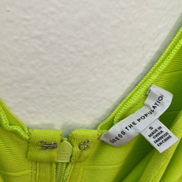 Dress the population Lime Green Sleeveless Bandage Dress - Picture 2 of 4